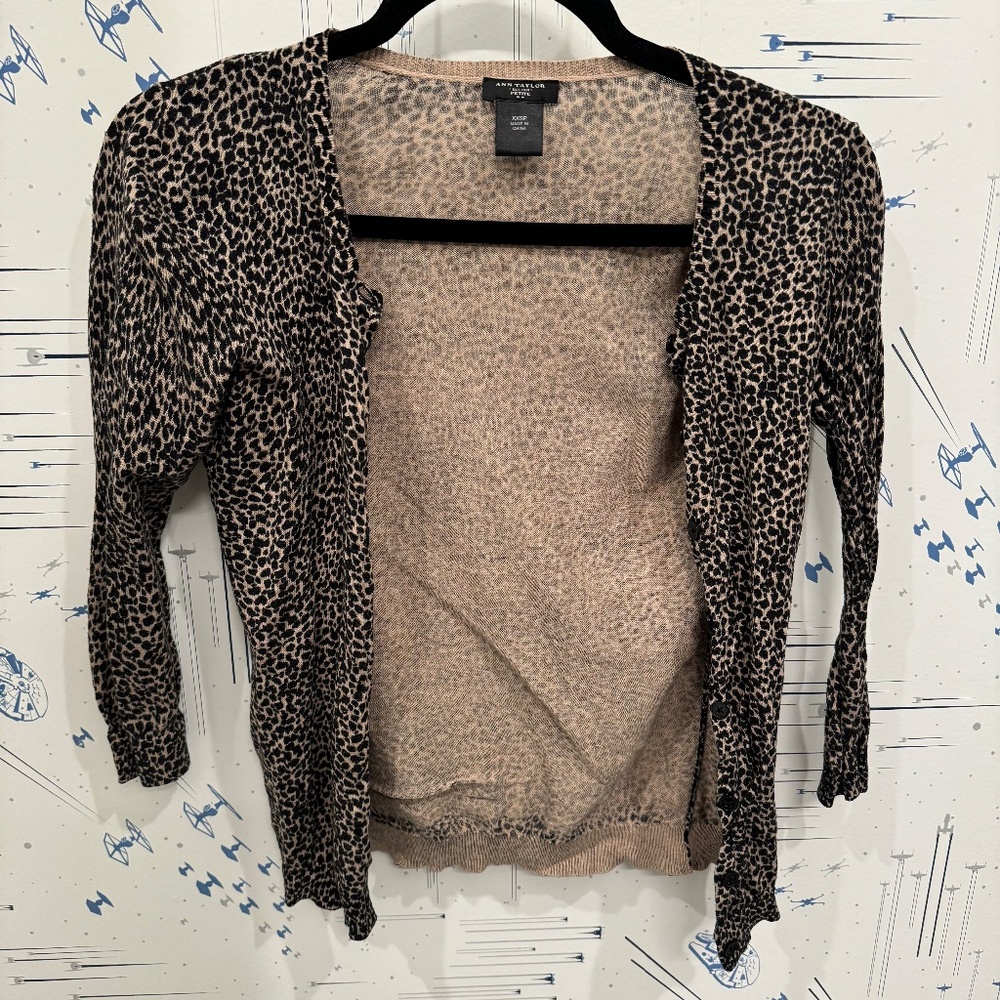 Ann Taylor Leopard Print Cardigan (Size XXS Petite) - Picture 2 of 4